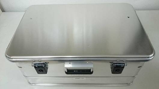 Box for aging cigars