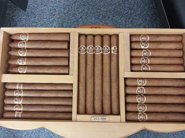 Vegas Robaina Humidor 5th Anniversary