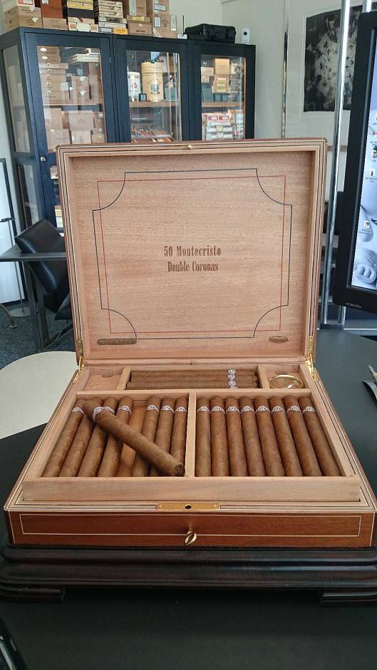 Montecristo - Réplica de Humidor Antiguo 2009