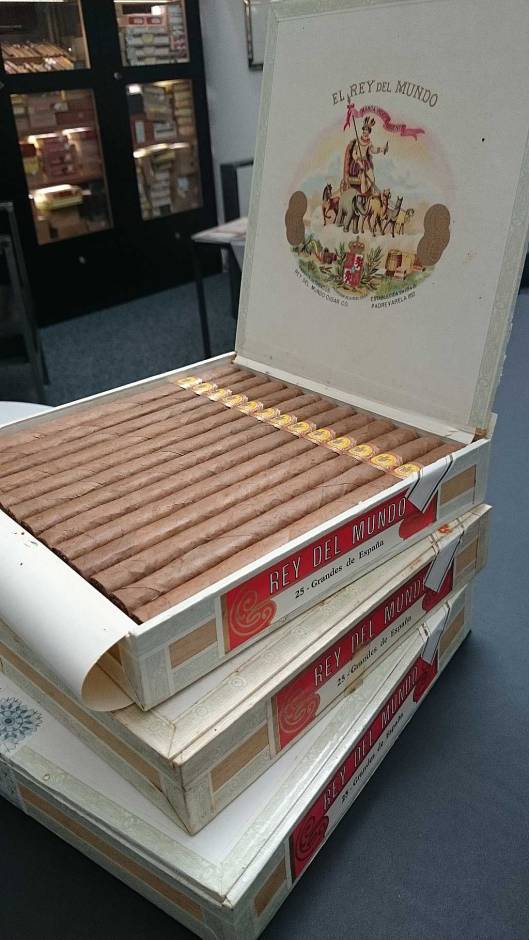 El Rey del Mundo - Grandes de España