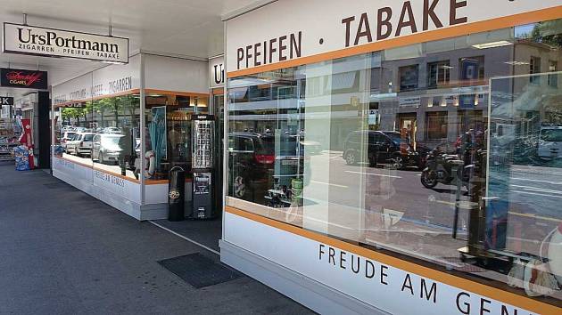Shop - Urs Portmann Tabakwaren Kreuzlingen - outside
