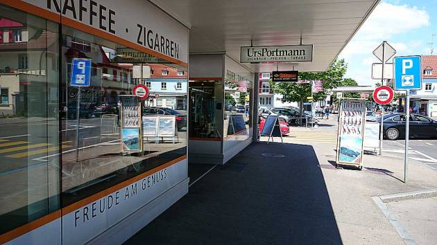 Shop - Urs Portmann Tabakwaren Kreuzlingen - outside