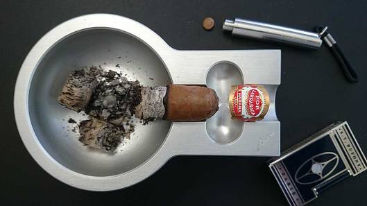 Review - Por Larrañaga Picadores