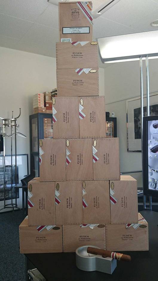 Punch - Poderosos Edición Regional Suiza 2009