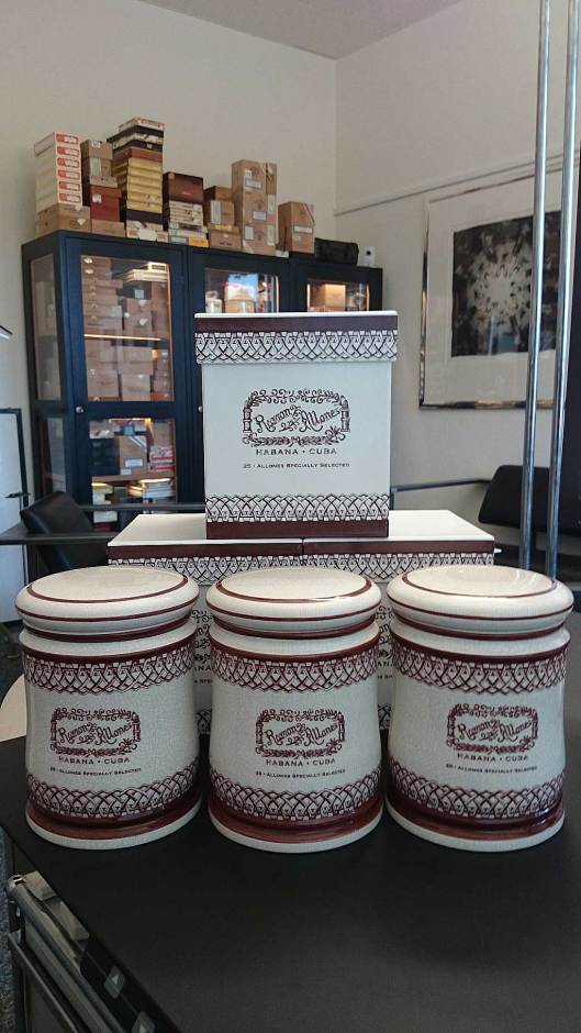 Ramon Allones Specially Selected - Italy Jar