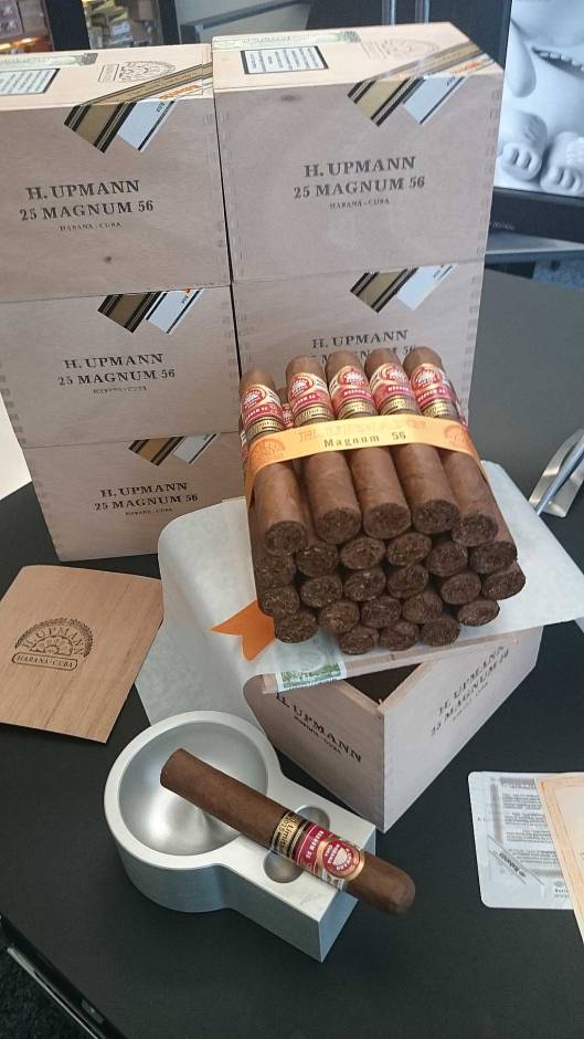 H. Upmann Magnum 56 - Edición Limitada 2015