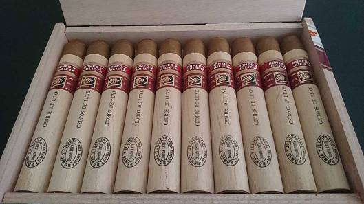 Romeo y Julieta Cedros de Luxe LCDH