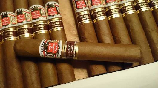 Hoyo de Monterrey - Hermosos No.4 - Añejados