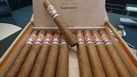 Punch Supremos Edición Regional Suiza 2015